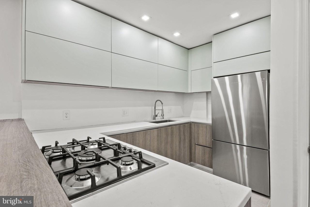 1807 41st Place Southeast - Photo 7 of 50