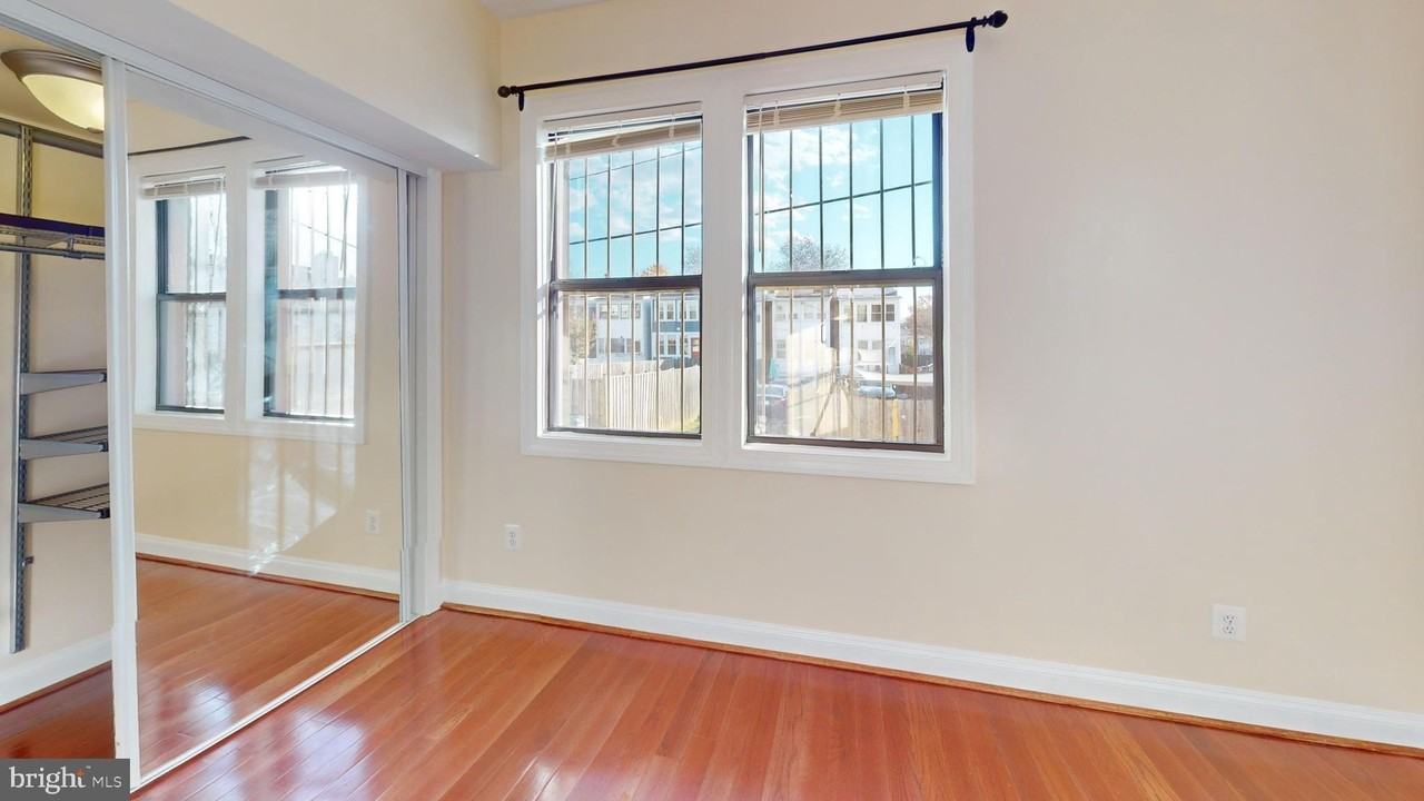 315 Evarts Street Northeast #T6 - Photo 6 of 14