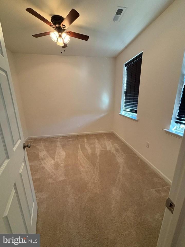 80 Tidbury Crossing - Photo 4 of 38