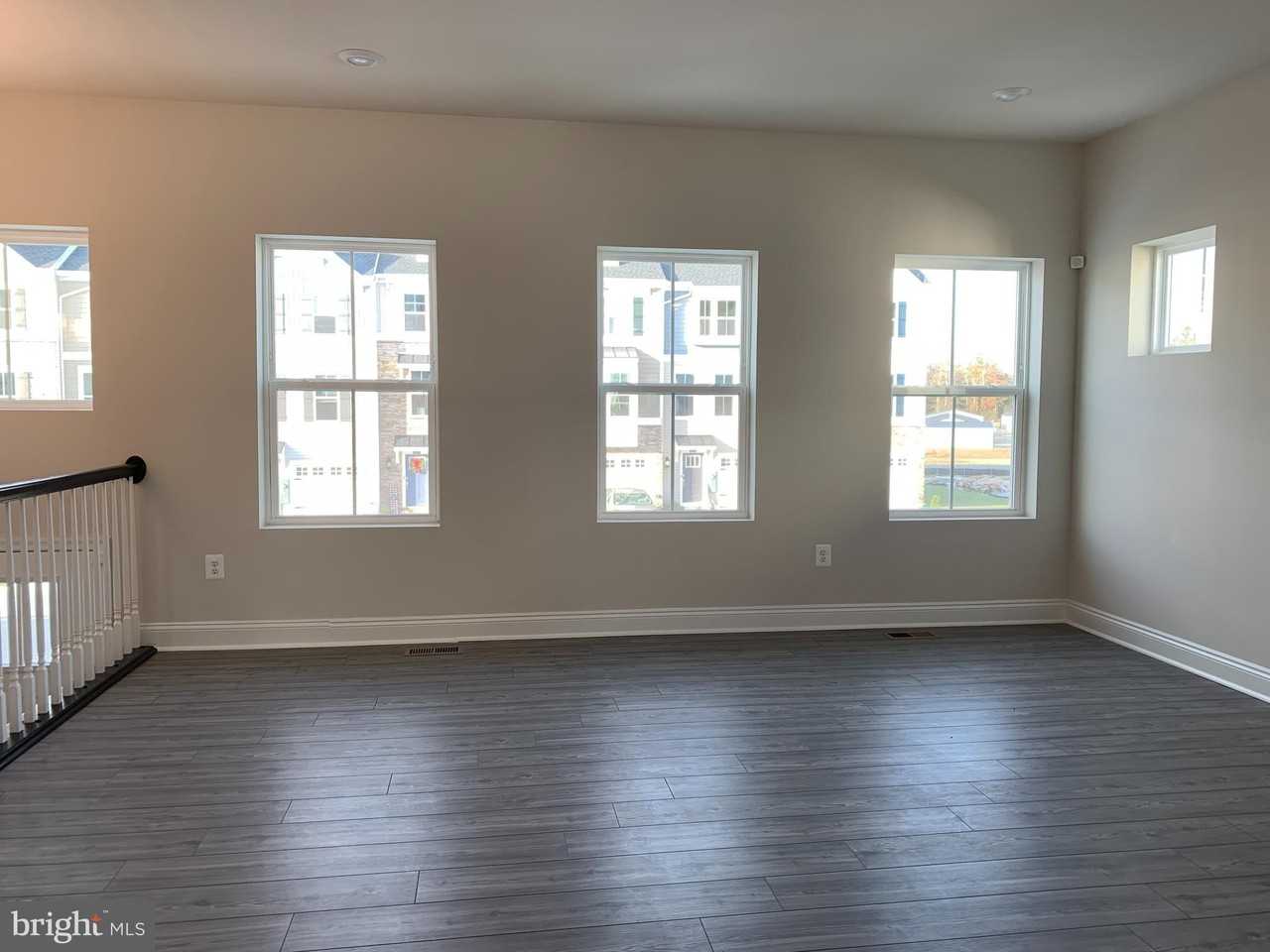 35318 Wright Way - Photo 4 of 28