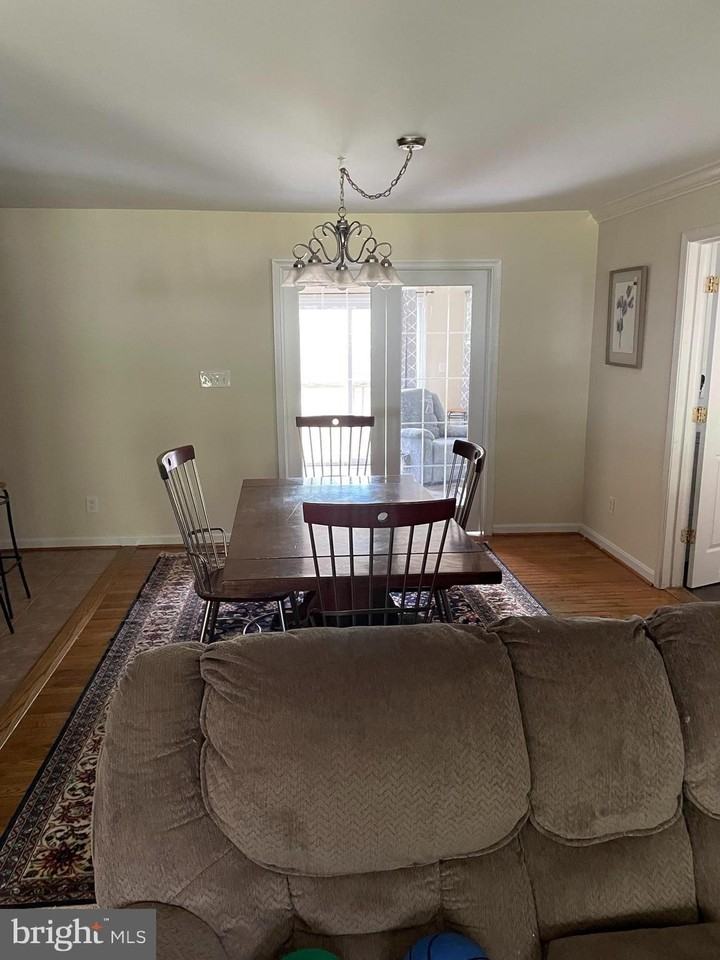 3460 Cohasset Ave - Photo 5 of 29