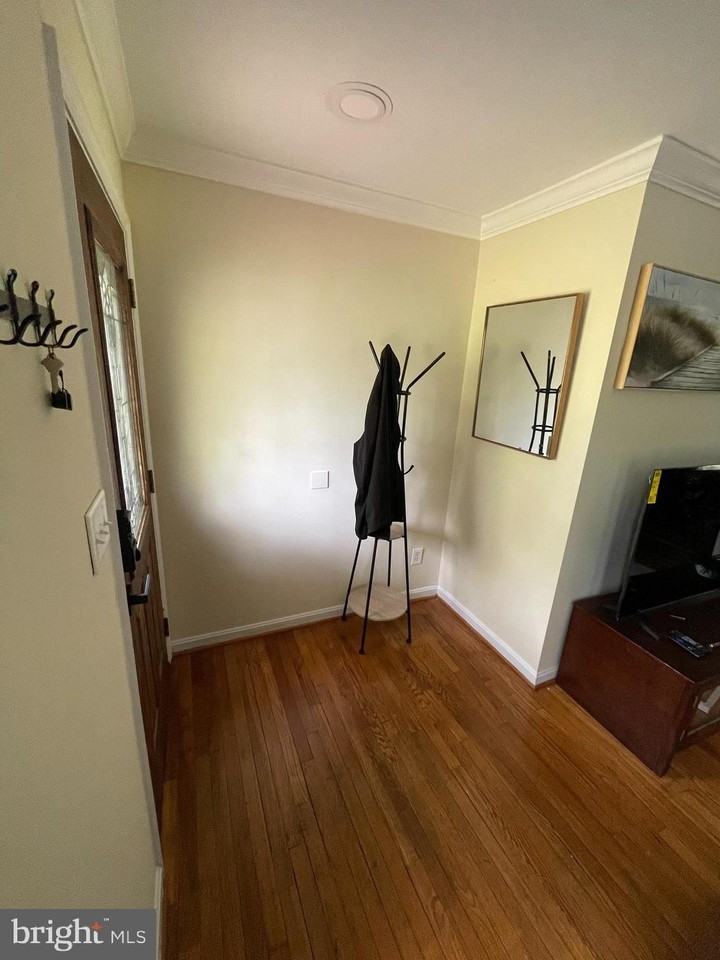 3460 Cohasset Ave - Photo 6 of 29