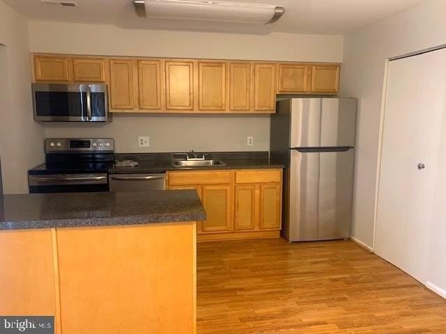 6425 Continental Dr - Photo 5 of 20