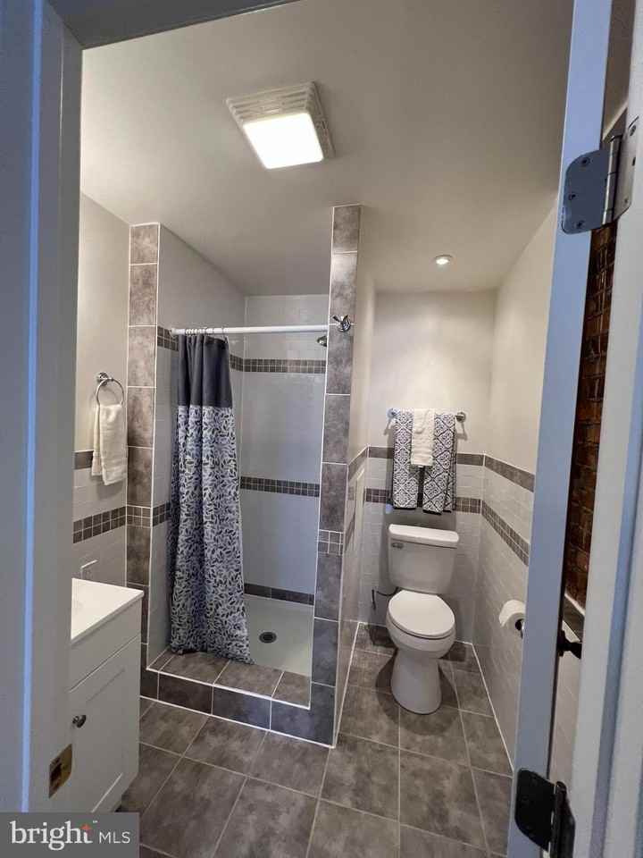 623 Columbia Avenue #B - Photo 6 of 6