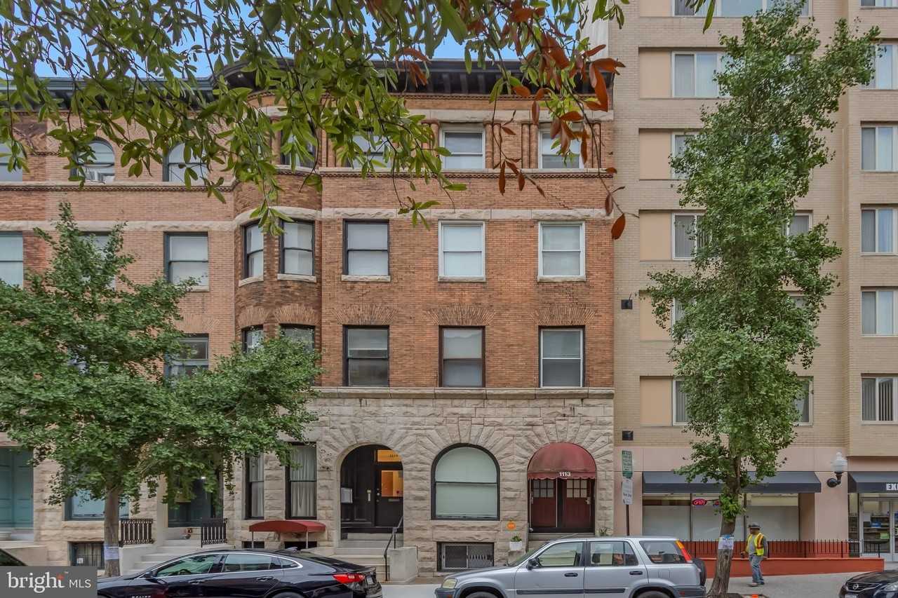 1113 North Calvert Street #B - Photo 2 of 6