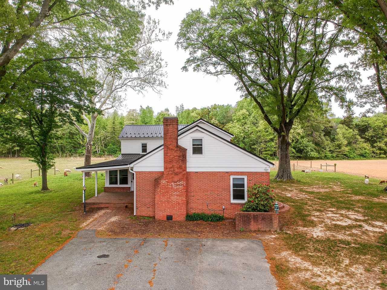 12475 Rock Point Road - Photo 2 of 25