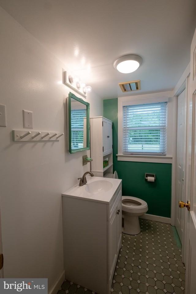 12475 Rock Point Road - Photo 6 of 25