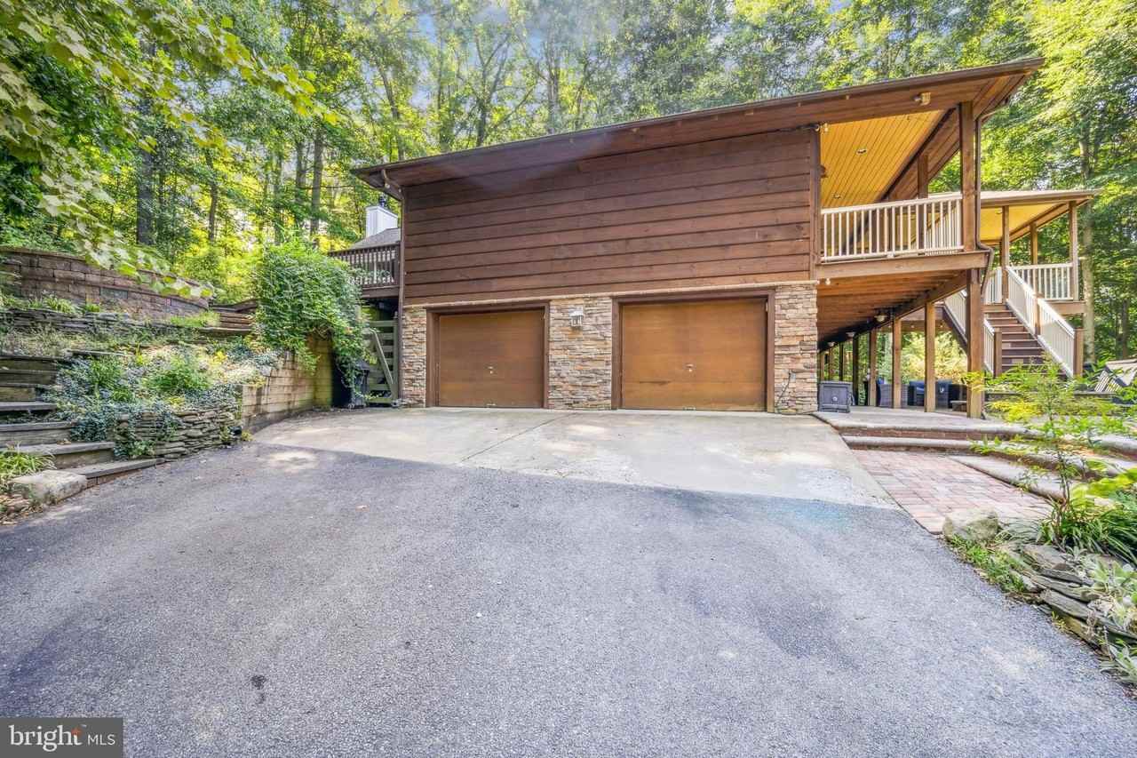 8535 Acoustic Lane - Photo 2 of 50