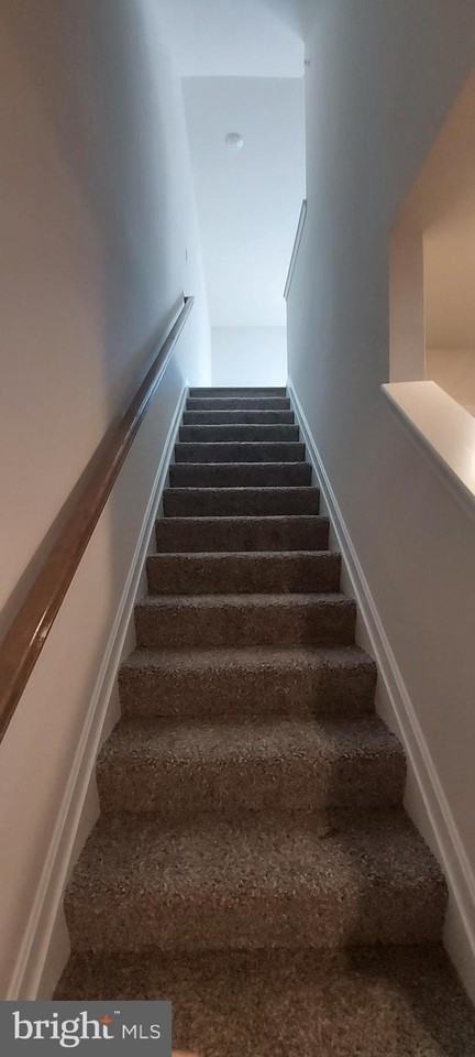 1928 Fauna Drive - Photo 7 of 39