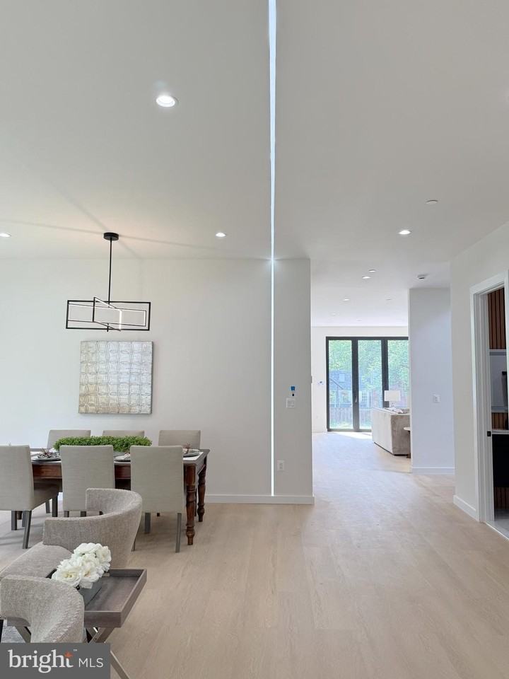 8908 Mohawk Lane - Photo 7 of 46