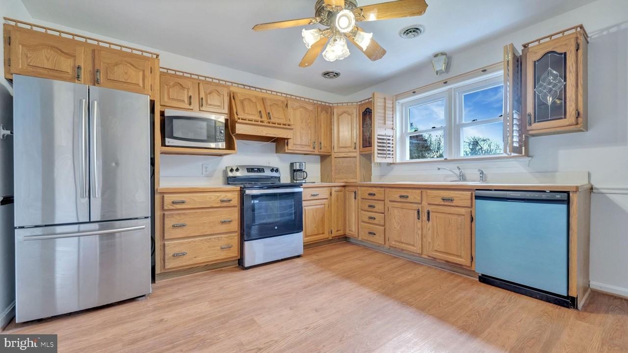 6503 Horseshoe Rd - Photo 2 of 26