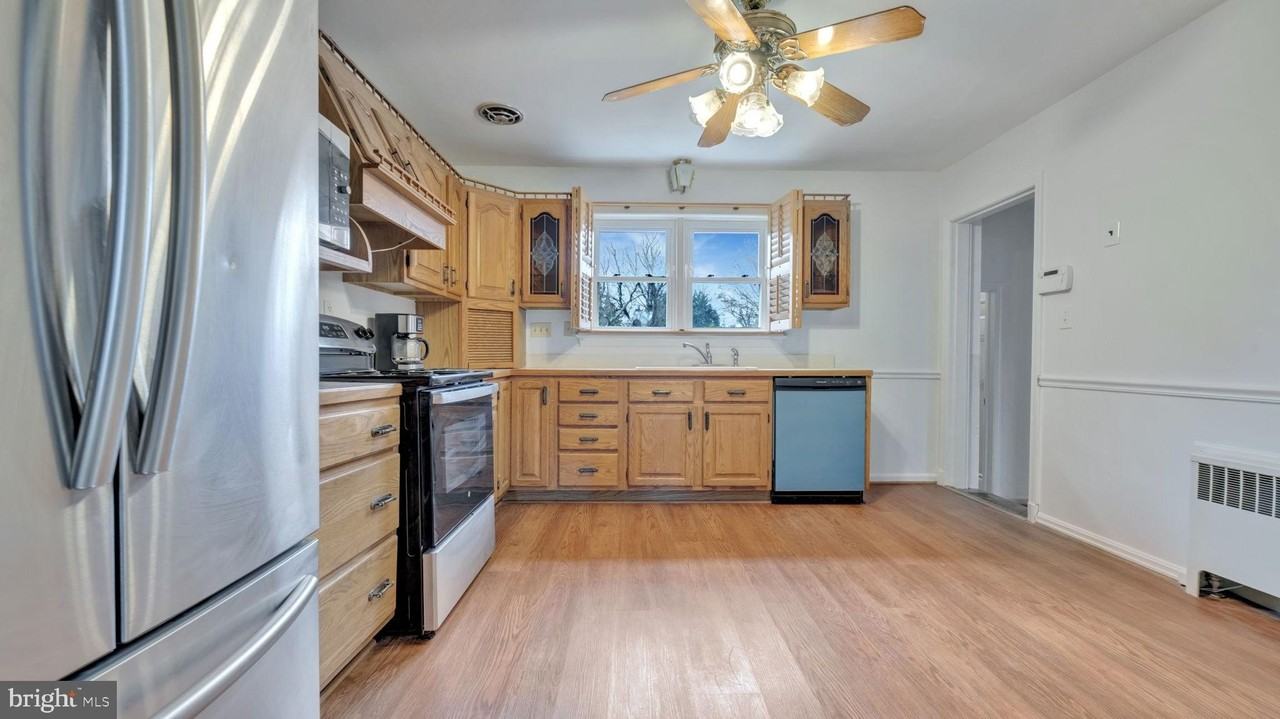 6503 Horseshoe Rd - Photo 3 of 26