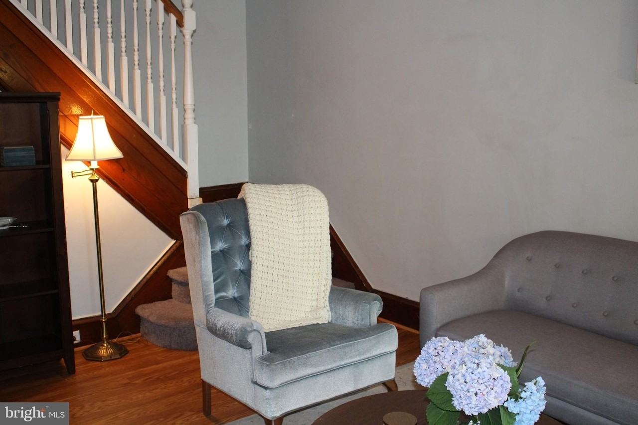 409 North York Street - Photo 7 of 50