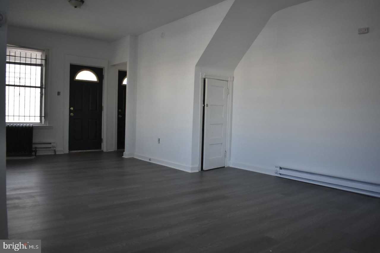 10 S 62nd St - Photo 5 of 15