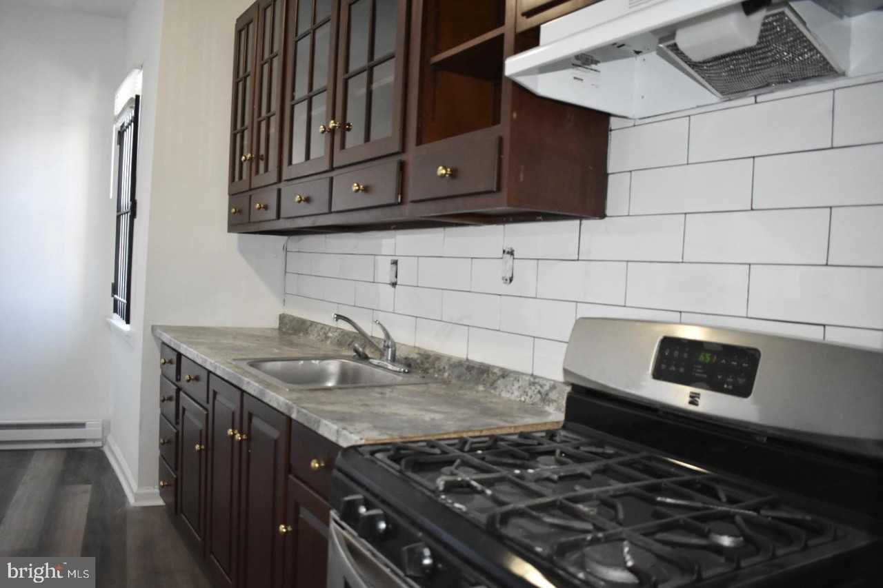 10 S 62nd St - Photo 7 of 15