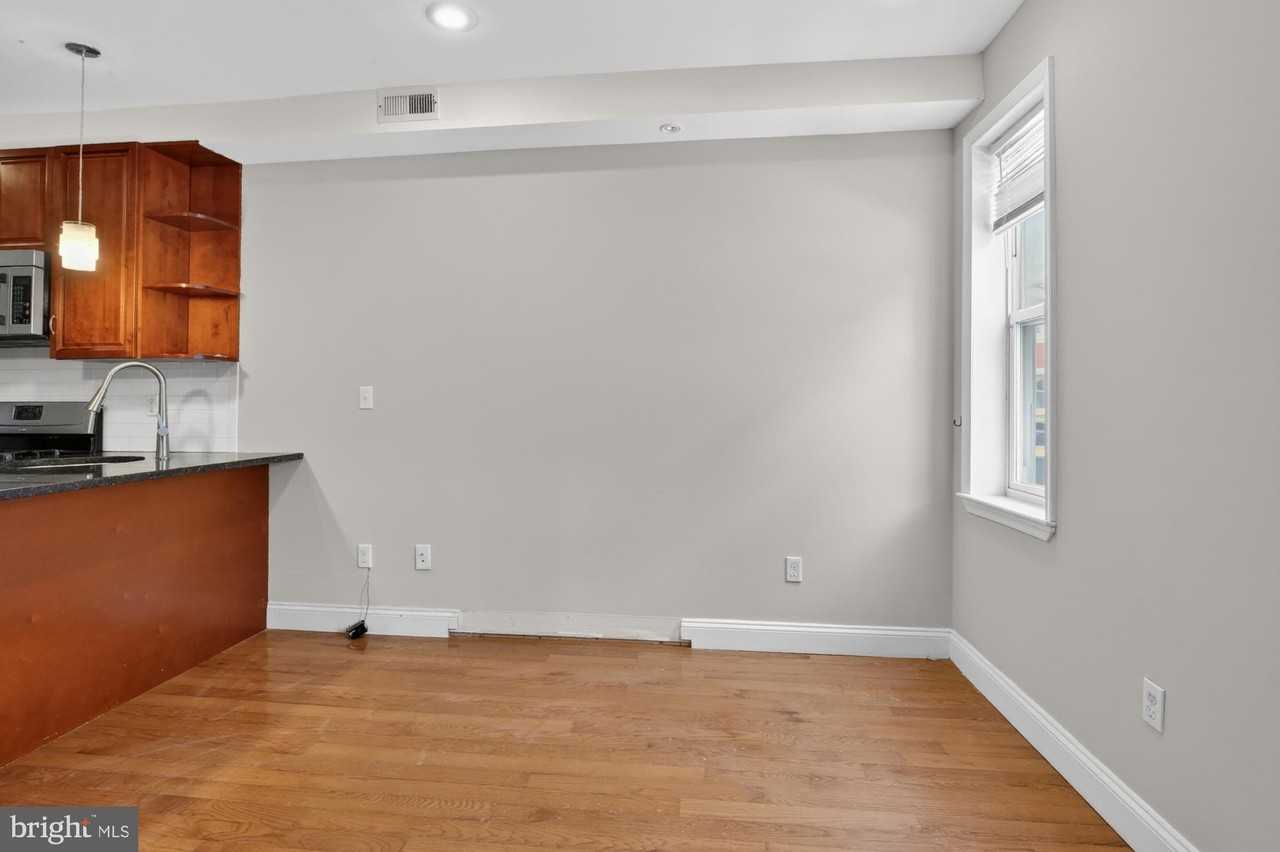 1304 South Fairhill Street - Photo 3 of 25