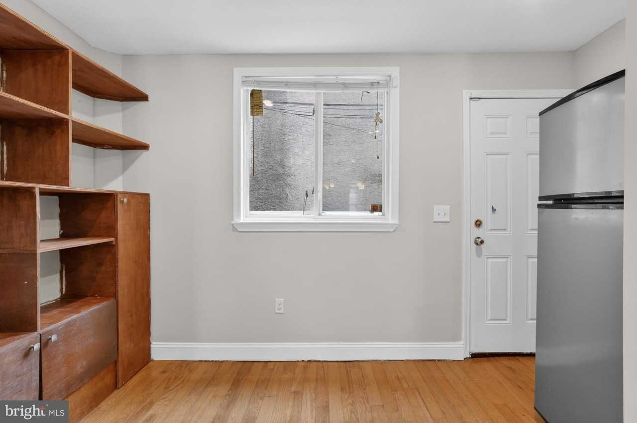 1304 South Fairhill Street - Photo 7 of 25