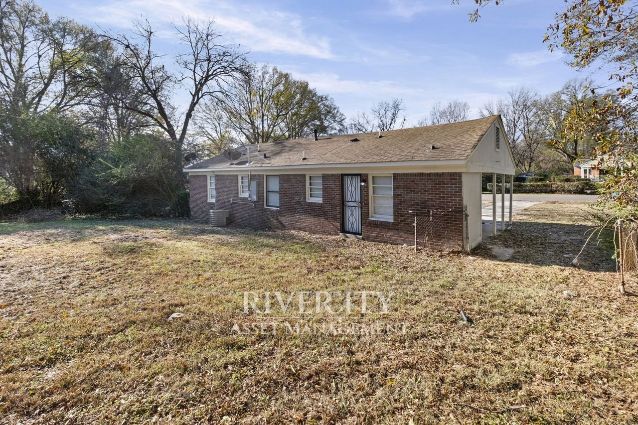 4056 Grantham Road #1 - Photo 3 of 15