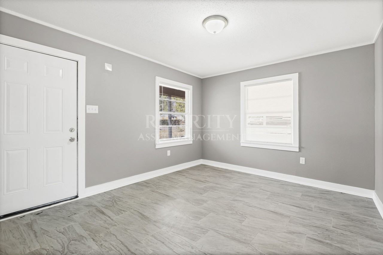 4056 Grantham Road #1 - Photo 6 of 15