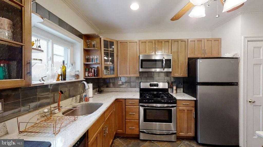 759 North 23rd Street - Photo 4 of 18