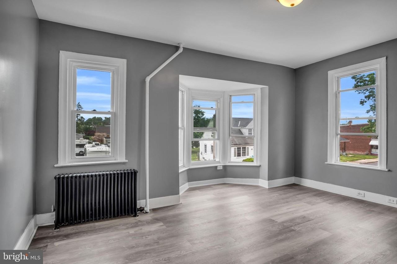 1426 W FILBERT Street unit: 2 #2 - Photo 7 of 17