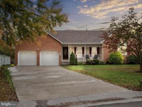 112 Jefferson Ct - Photo 1 of 1