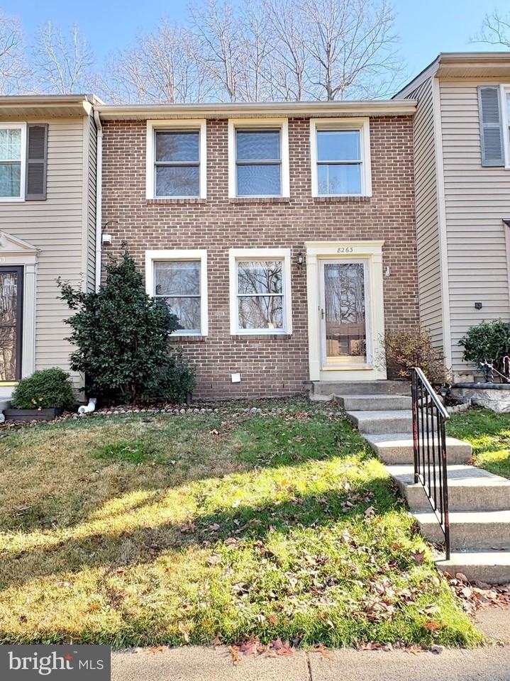 8263 Burning Forest Court - Photo 7 of 40