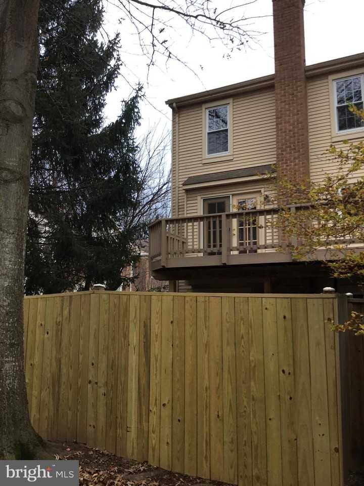 12323 Fox Lake Court - Photo 5 of 50