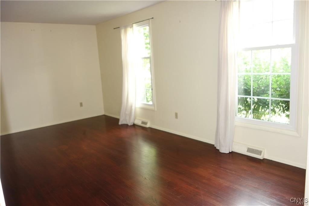 4600 Brookhill Dr S - Photo 5 of 17