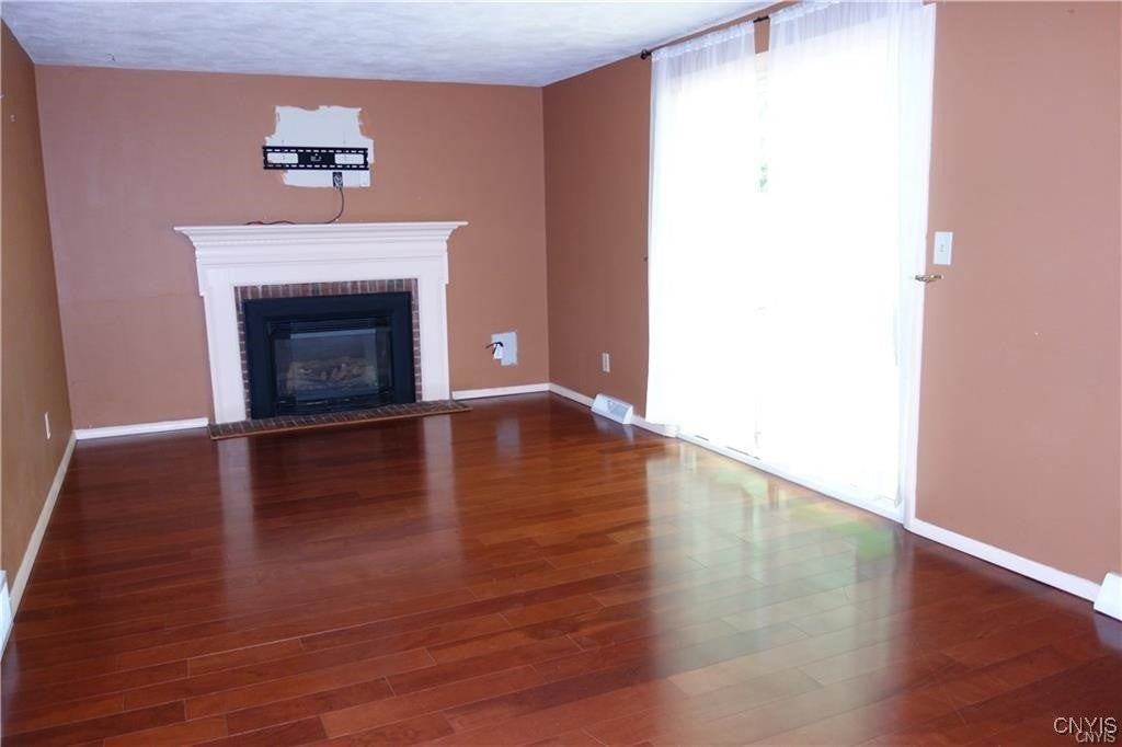 4600 Brookhill Dr S - Photo 7 of 17