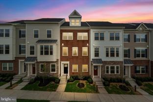 705 Sawback Square - Photo 1 of 1