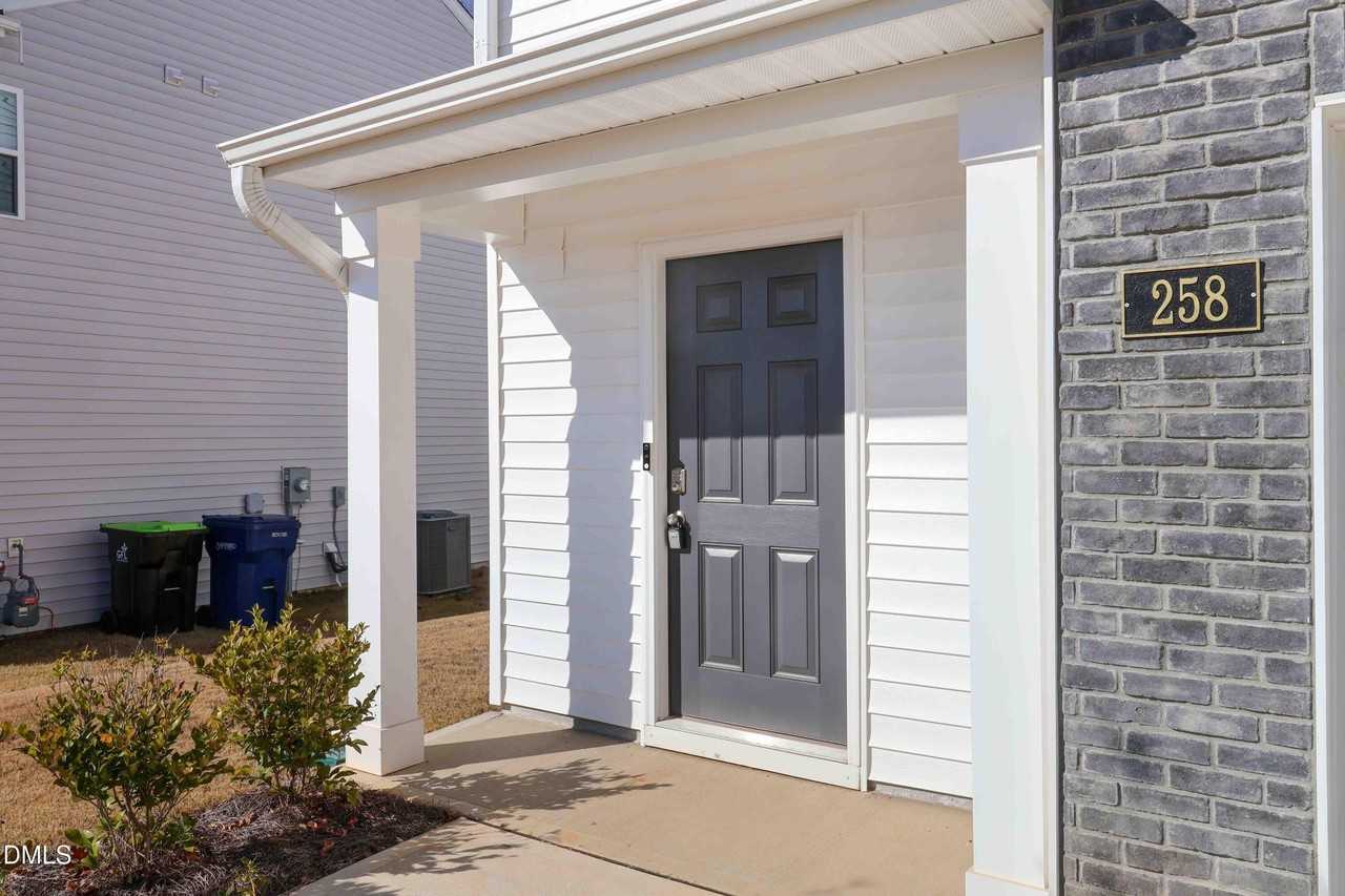 Palm Dr - Photo 4 of 30