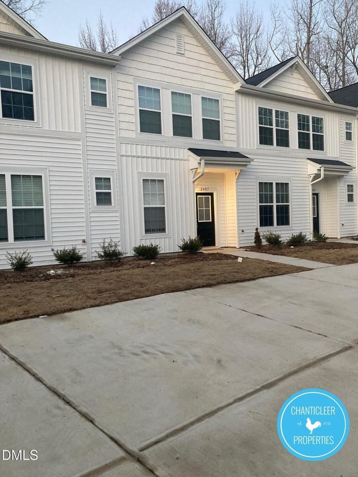 2409 Ashton Park Lane - Photo 2 of 23