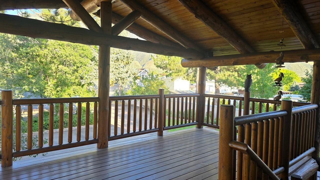 11077 South Susan Drive - Photo 4 of 20