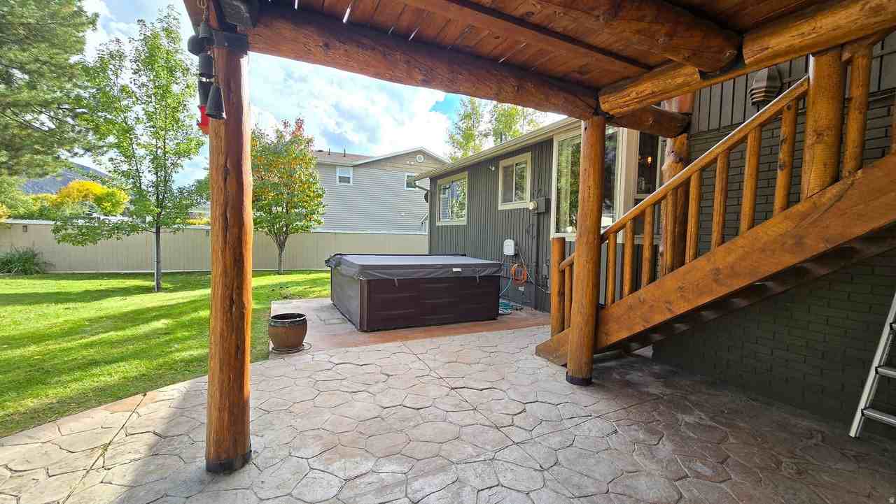 11077 South Susan Drive - Photo 6 of 20