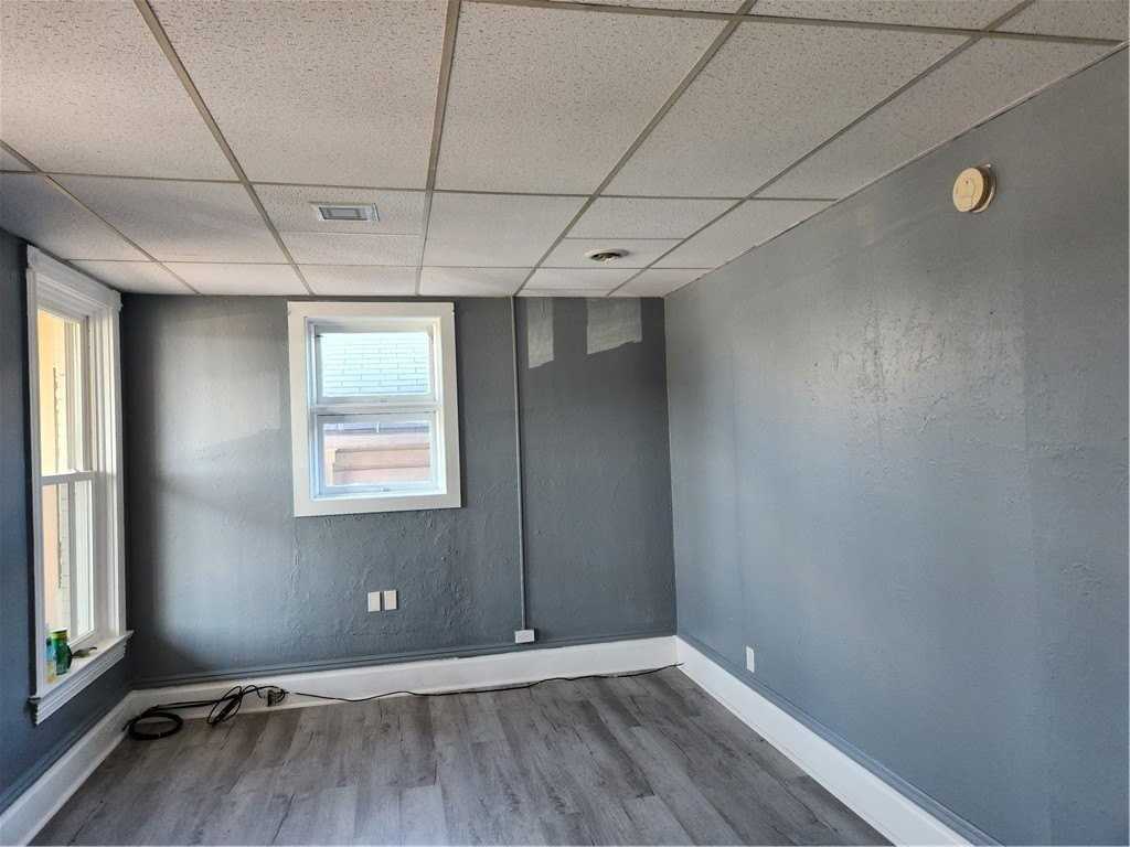 120 East 1st Avenue #201 - Photo 7 of 8