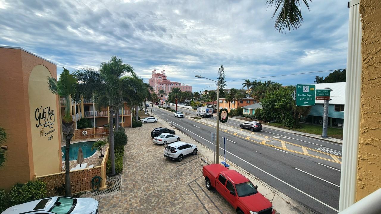 3575 Gulf Boulevard - Photo 2 of 10