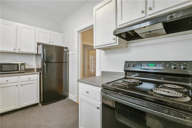 7619 Sycamore Street - Photo 6 of 14