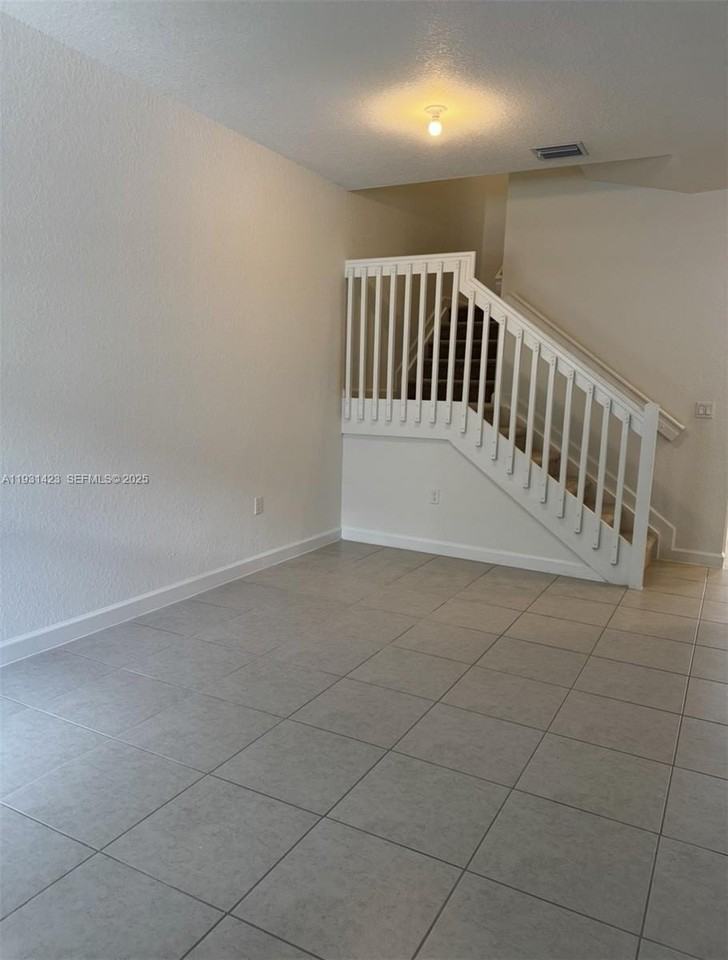 136 Southwest 184th Way #136 - Photo 3 of 17