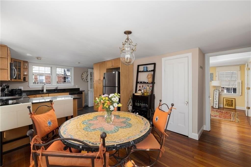 28 Extension Street - Photo 3 of 34