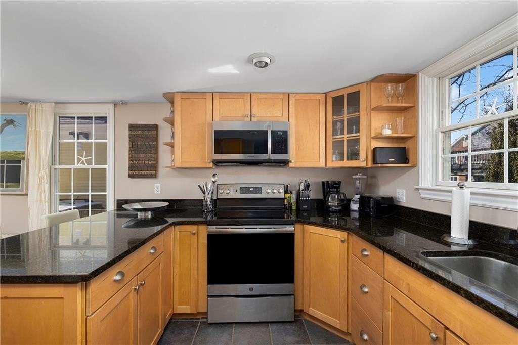 28 Extension Street - Photo 6 of 34