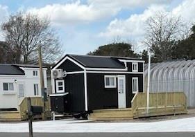 710 East 1st Street - Photo 3 of 16