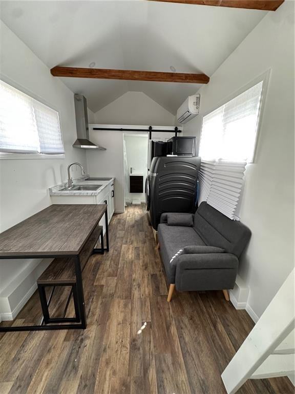 710 East 1st Street - Photo 7 of 16