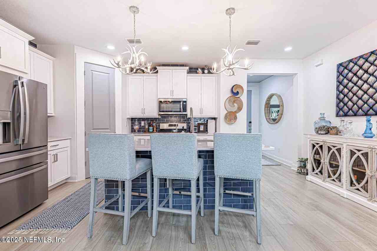 3417 Marsh Reserve Blvd - Photo 5 of 48