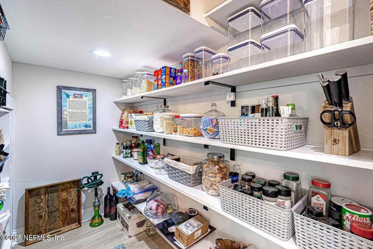 3417 Marsh Reserve Blvd - Photo 7 of 48