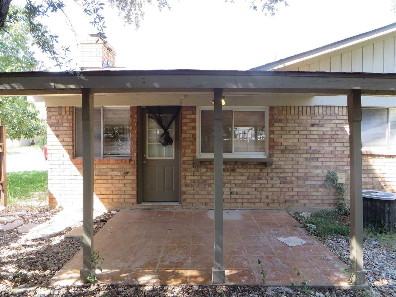 812 Ranch Road - Photo 6 of 31