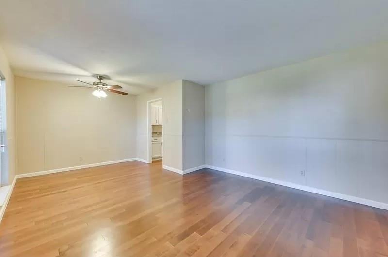 1444 Harvest Glen Drive - Photo 4 of 14