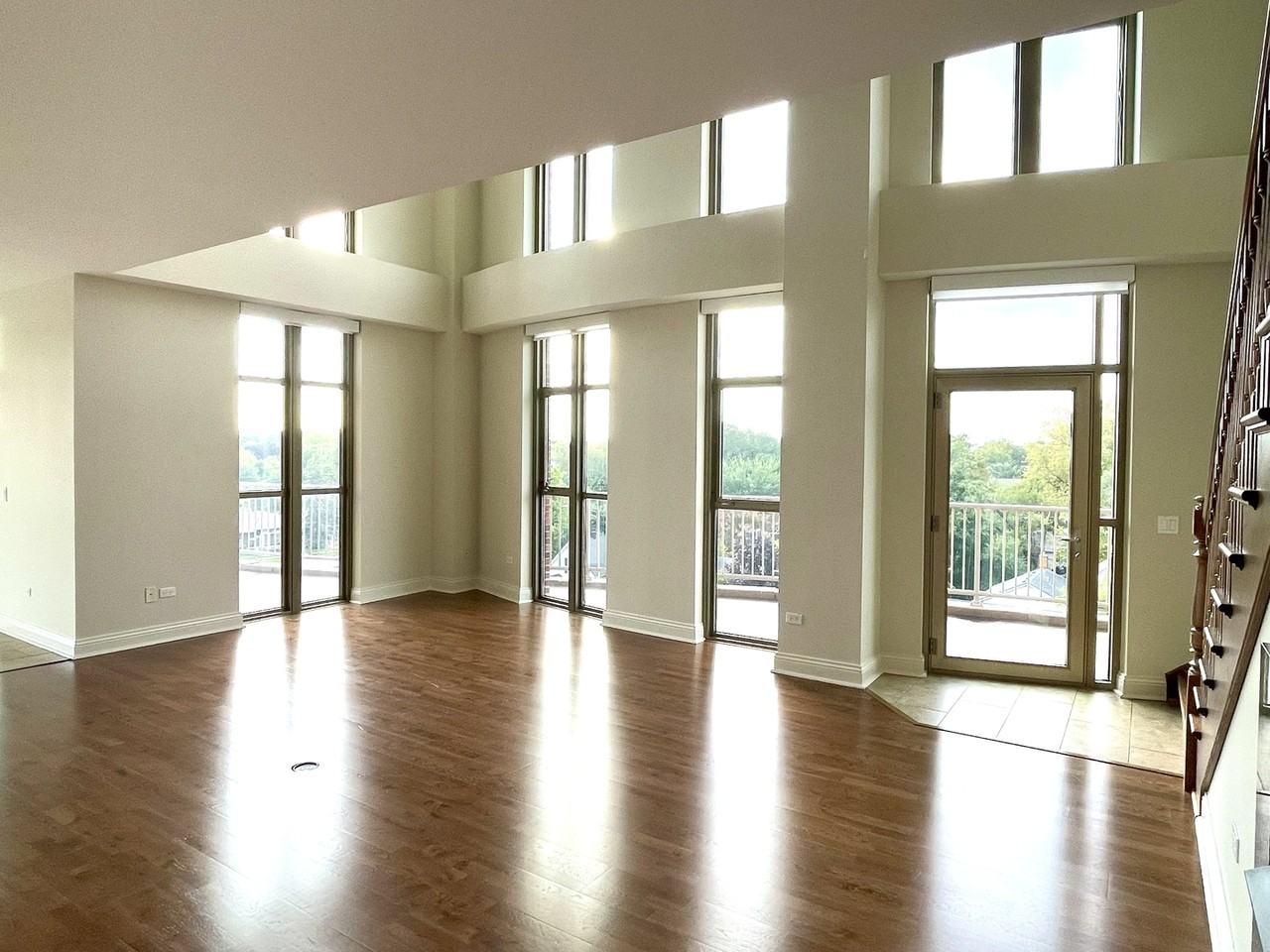 520 South Washington Street ##604 - Photo 4 of 32