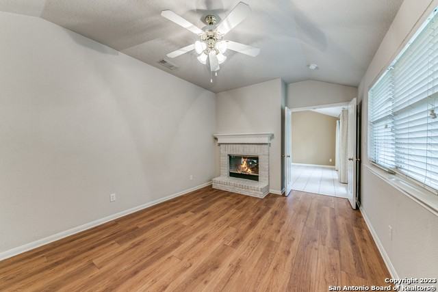 1707 Aspen Rdg - Photo 4 of 12