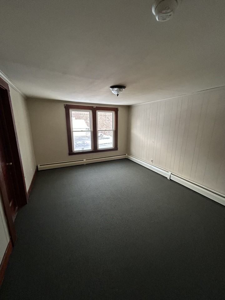 137 Reynolds Street #C - Photo 4 of 8